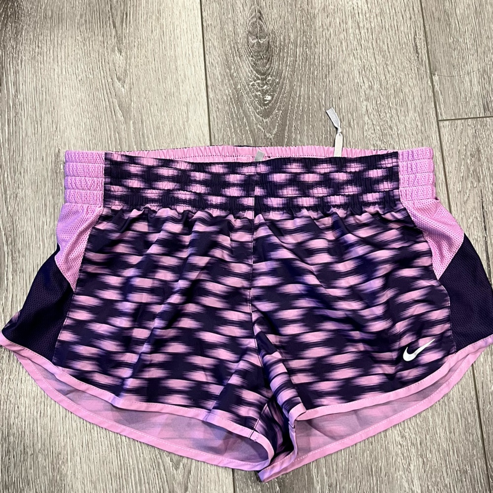 NWT- Nike shorts